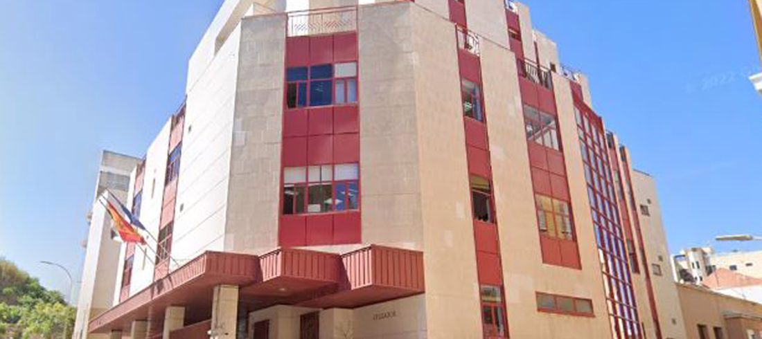 El juzgado de Ceuta perdona una deuda de 247.686 euros a un matrimonio y obliga al banco a rebajar la hipoteca de su vivienda